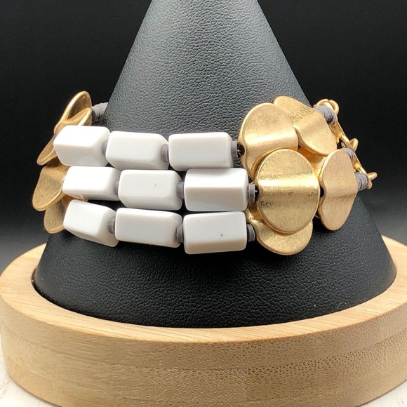 Plunder Bracelet 8" Breezy 3 Strands White Gray Bead Gold Tone Metal Disk Bangle - Picture 2 of 6
